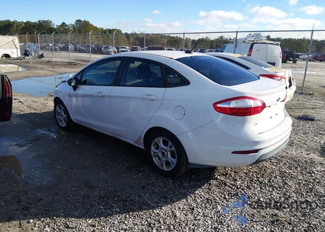 2016 Ford Fiesta Se z USA, uszkodzony, nr VIN 3FADP4BJ0GM103166